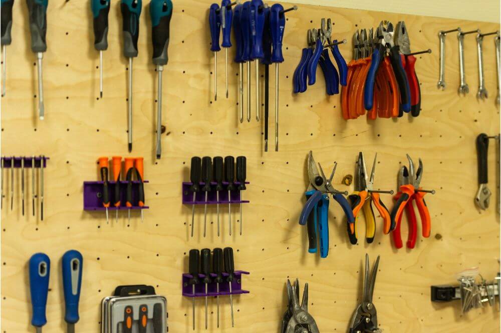 10 Garage Organization DIY Projects - DIY Building Tools