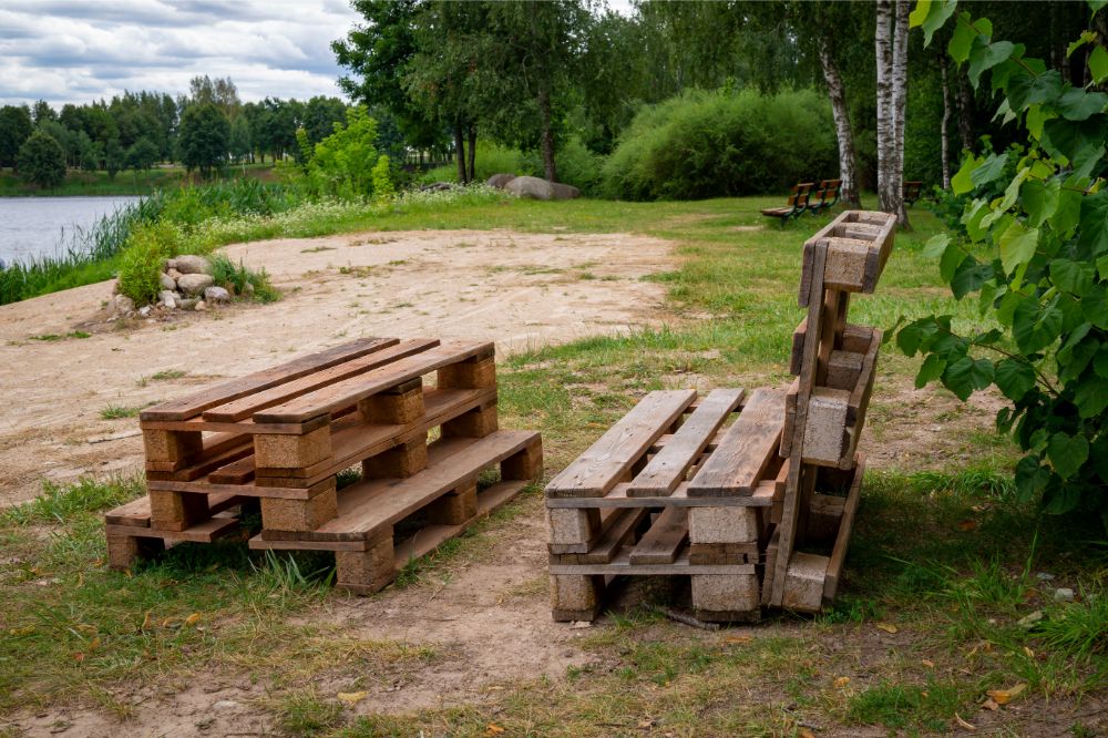 Rustic wooden table and benches from wood pallets